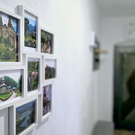 Apartament Confort Hd Hunedoara Eksteriør billede