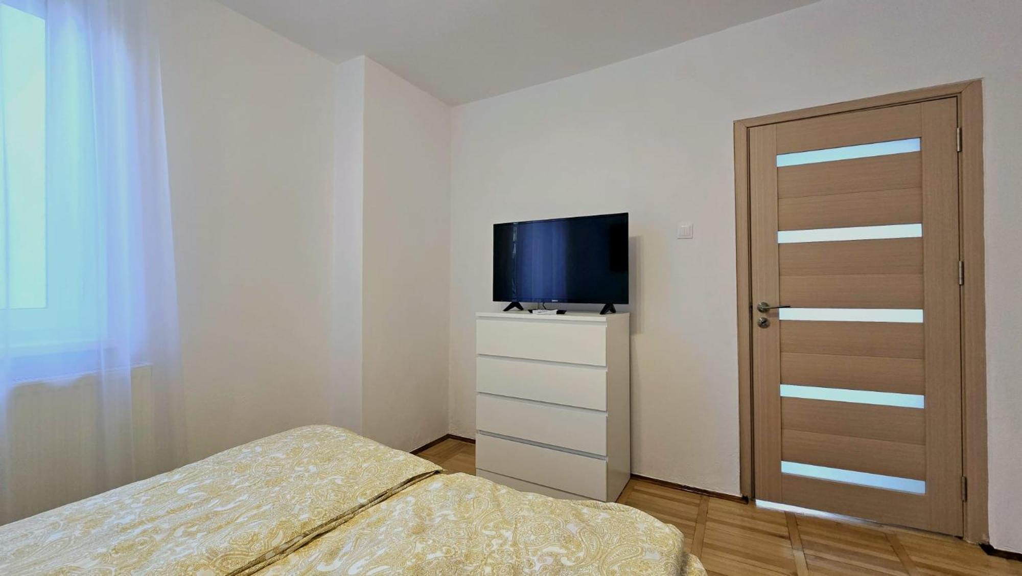 Apartament Confort Hd Hunedoara Eksteriør billede